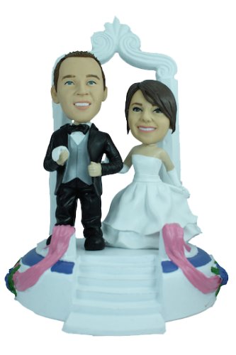 Custom wedding bobbleheads 