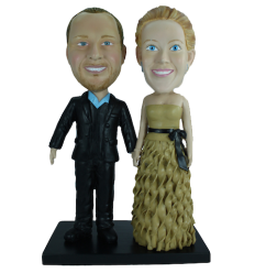 Custom wedding bobbleheads 