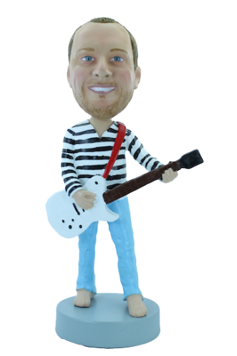 Figurine personnalisée guitare